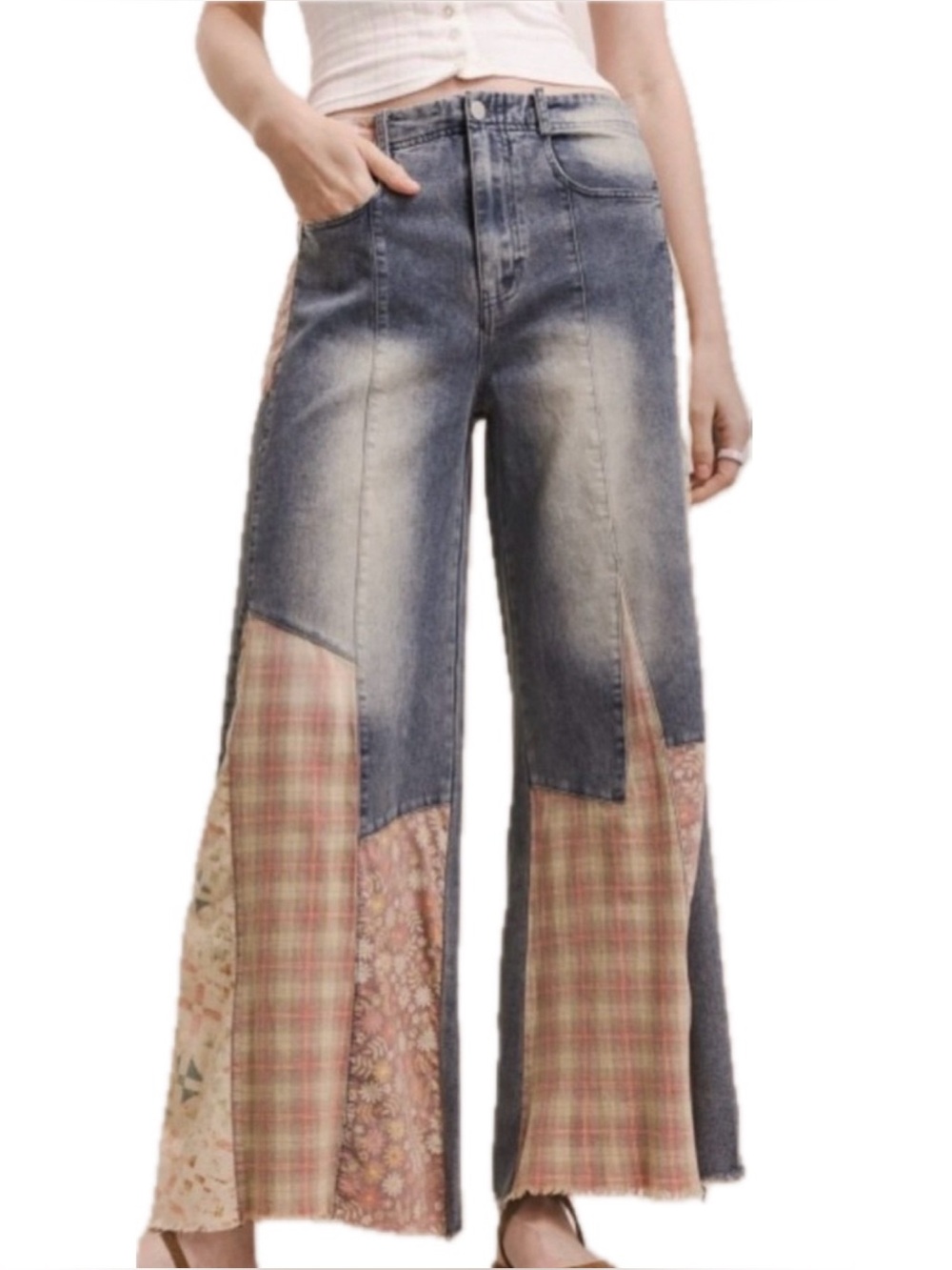 🤎NWT blue velvet patch work jeans - size small
